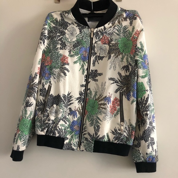Zara Jackets & Blazers - Zara bomber
